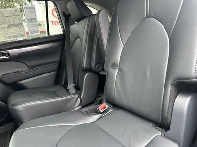 2026 Toyota Highlander Hybrid Limited