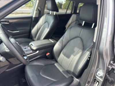 2026 Toyota Highlander Hybrid Limited