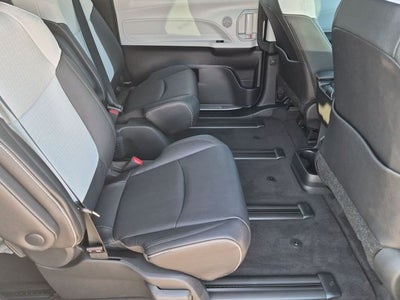 2026 Toyota Sienna XSE 7 Passenger
