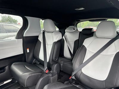 2026 Toyota Sienna XSE 7 Passenger