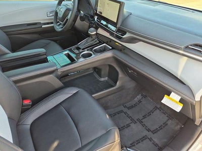 2026 Toyota Sienna XSE 7 Passenger