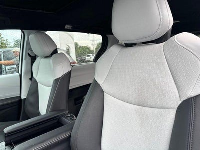 2026 Toyota Sienna XSE 7 Passenger