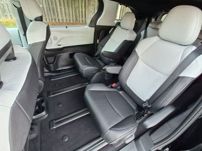 2026 Toyota Sienna XSE 7 Passenger