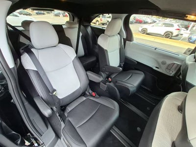 2026 Toyota Sienna XSE 7 Passenger