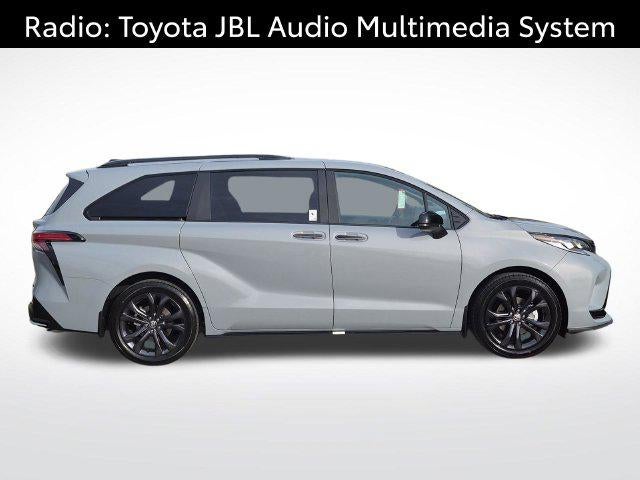 2026 Toyota Sienna XSE 7 Passenger