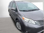 2014 Toyota SIENNA XLE 3.5L XLE 8 Passenger