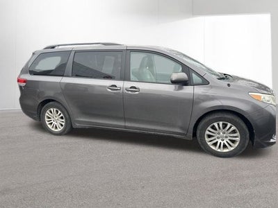 2013 Toyota SIENNA XLE 3.5L XLE