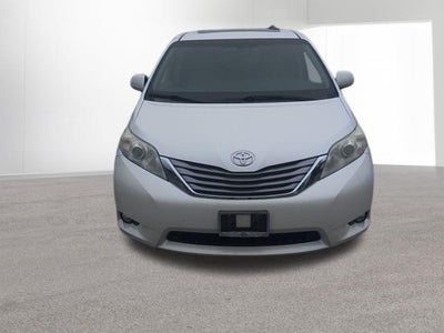 2015 Toyota SIENNA XLE 3.5L XLE 8 Passenger