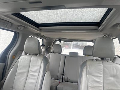 2013 Toyota SIENNA LTD 3.5L Limited