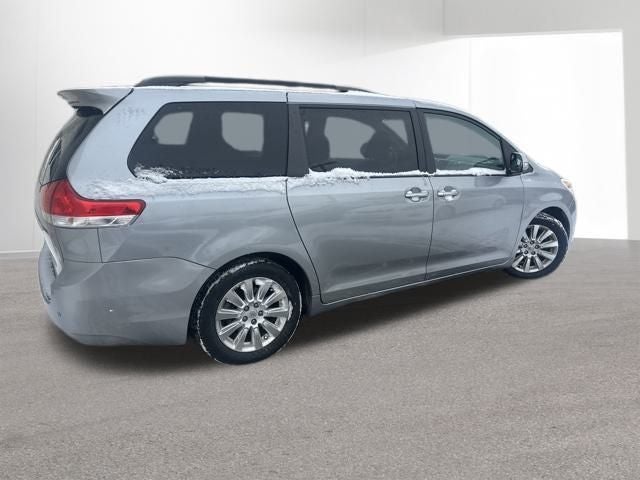 2013 Toyota SIENNA LTD 3.5L Limited