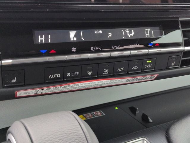 2026 Toyota SIENNA XLE XLE 8 Passenger