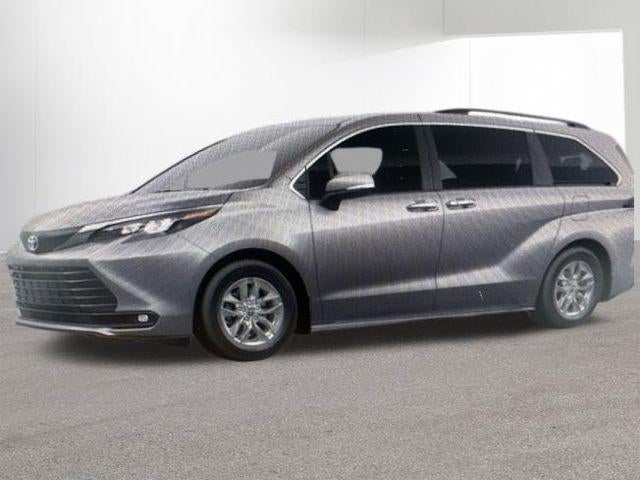 2026 Toyota SIENNA XLE XLE 8 Passenger