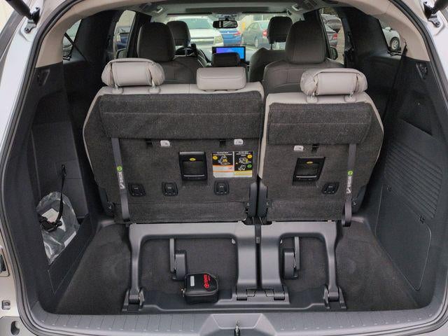 2026 Toyota SIENNA XLE XLE 8 Passenger