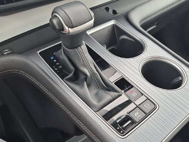 2025 Toyota Sienna XLE 8 Passenger