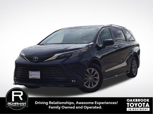 2025 Toyota Sienna XLE 8 Passenger