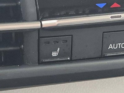 2025 Toyota Sienna XLE 8 Passenger