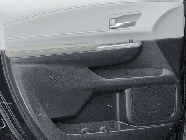 2025 Toyota SIENNA XLE XLE 8 Passenger