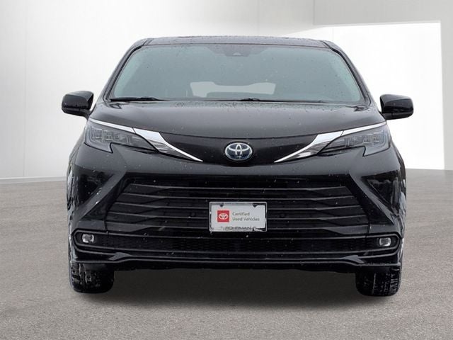 2025 Toyota SIENNA XLE XLE 8 Passenger