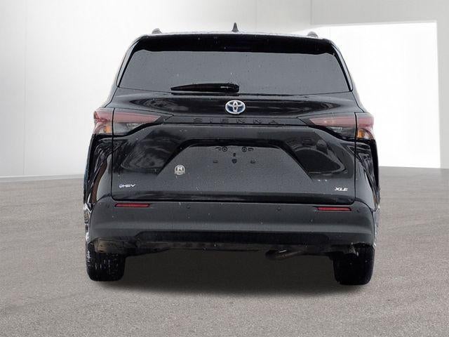 2025 Toyota SIENNA XLE XLE 8 Passenger