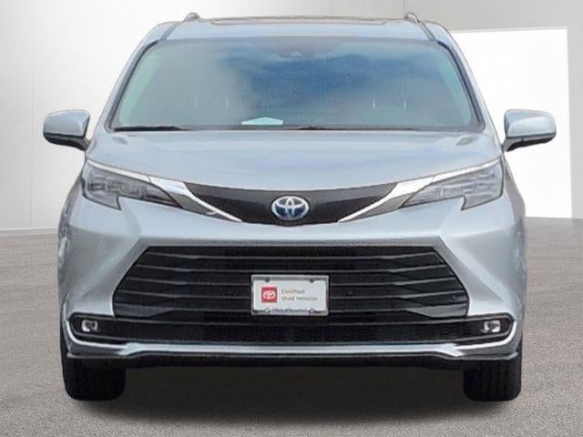 2025 Toyota SIENNA XLE XLE 8 Passenger