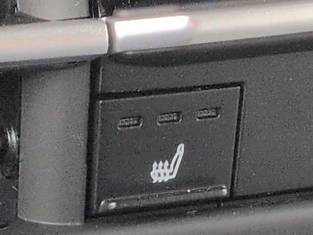 2025 Toyota SIENNA XLE XLE 8 Passenger