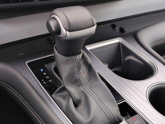 2025 Toyota SIENNA XLE XLE 8 Passenger