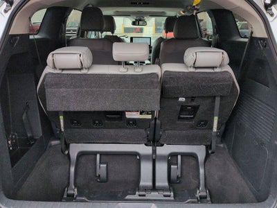 2025 Toyota SIENNA XLE XLE 8 Passenger