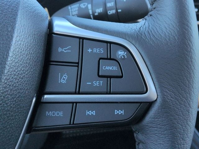 2026 Toyota SIENNA XLE XLE 8 Passenger