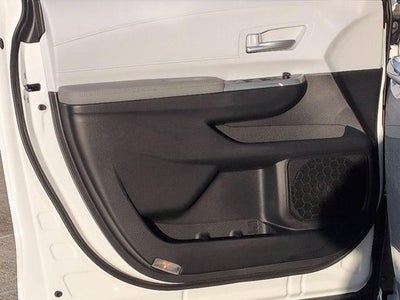 2026 Toyota SIENNA XLE XLE 8 Passenger