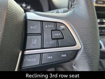 2025 Toyota Sienna XLE 8 Passenger