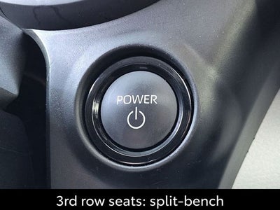 2025 Toyota Sienna XLE 8 Passenger