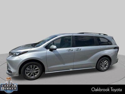 2025 Toyota Sienna XLE 8 Passenger