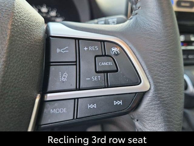 2025 Toyota Sienna XLE 8 Passenger