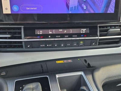2025 Toyota Sienna XLE 8 Passenger