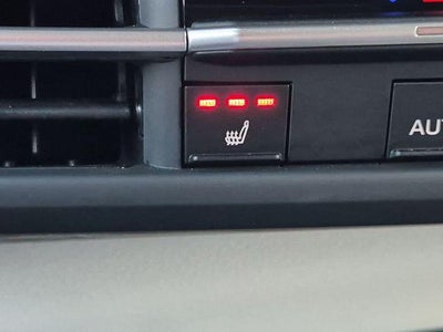 2025 Toyota Sienna XLE 8 Passenger
