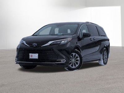 2024 Toyota SIENNA XLE XLE 8 Passenger
