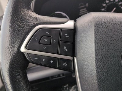 2024 Toyota SIENNA XLE XLE 8 Passenger