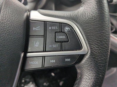 2024 Toyota SIENNA XLE XLE 8 Passenger