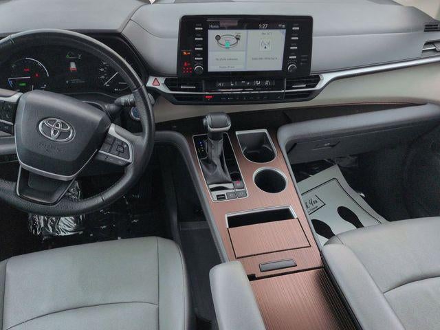 2024 Toyota SIENNA XLE XLE 8 Passenger