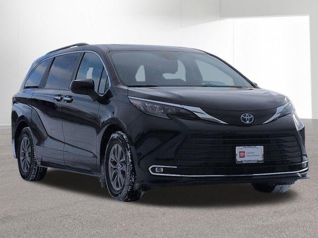 2024 Toyota SIENNA XLE XLE 8 Passenger