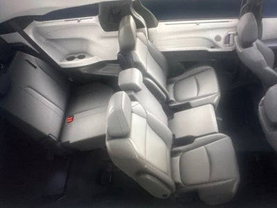 2026 Toyota SIENNA XLE XLE 8 Passenger
