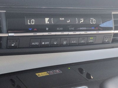 2026 Toyota SIENNA XLE XLE 8 Passenger