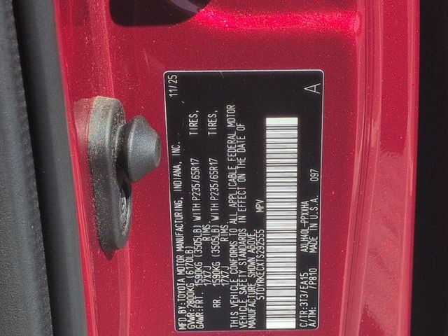 2026 Toyota SIENNA XLE XLE 8 Passenger