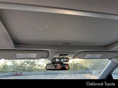 2018 Toyota Sienna XLE 8 Passenger