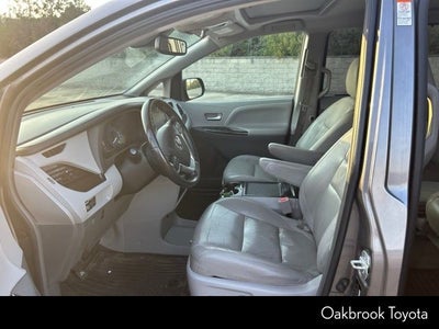 2018 Toyota Sienna XLE 8 Passenger
