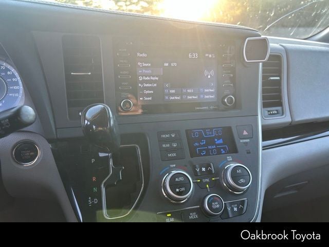 2018 Toyota Sienna XLE 8 Passenger