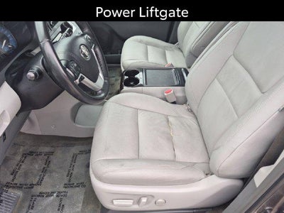 2018 Toyota Sienna XLE 8 Passenger