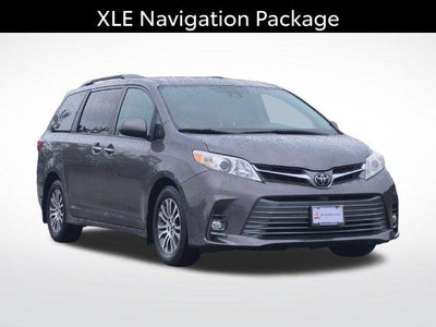 2018 Toyota Sienna XLE 8 Passenger