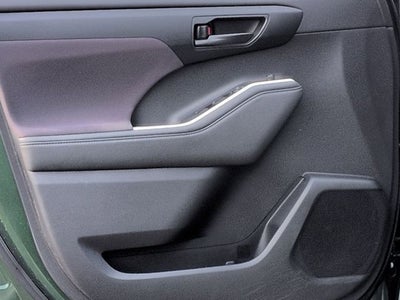 2023 Toyota HIGHLANDER HYBRD LE