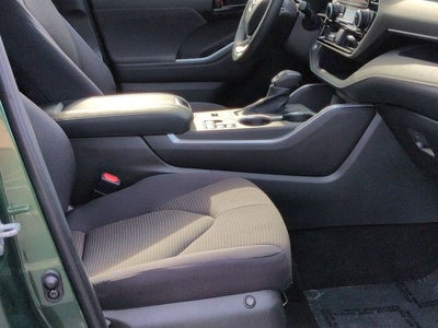 2023 Toyota HIGHLANDER HYBRD LE